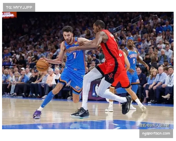 雷霆第三节发力奠定胜局 霍姆格伦25分8篮板表现全面 雷霆第三节发力奠定胜局 霍姆格伦25分8篮板表现全面