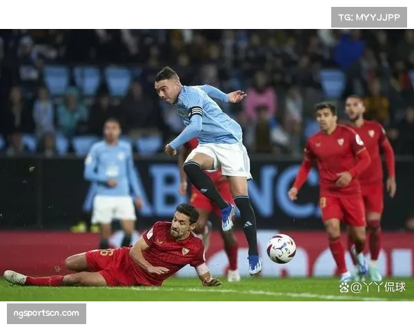 塞维利亚新帅强调边路转移 球队进攻宽度利用有所改善